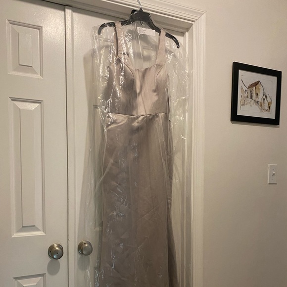 Brand new Hayley Paige Bridesmaid dress! - Picture 1 of 4